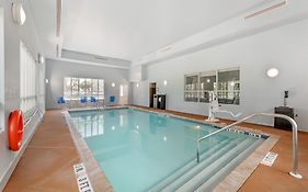 Best Western Plus Miami Airport North Hotel & Suites